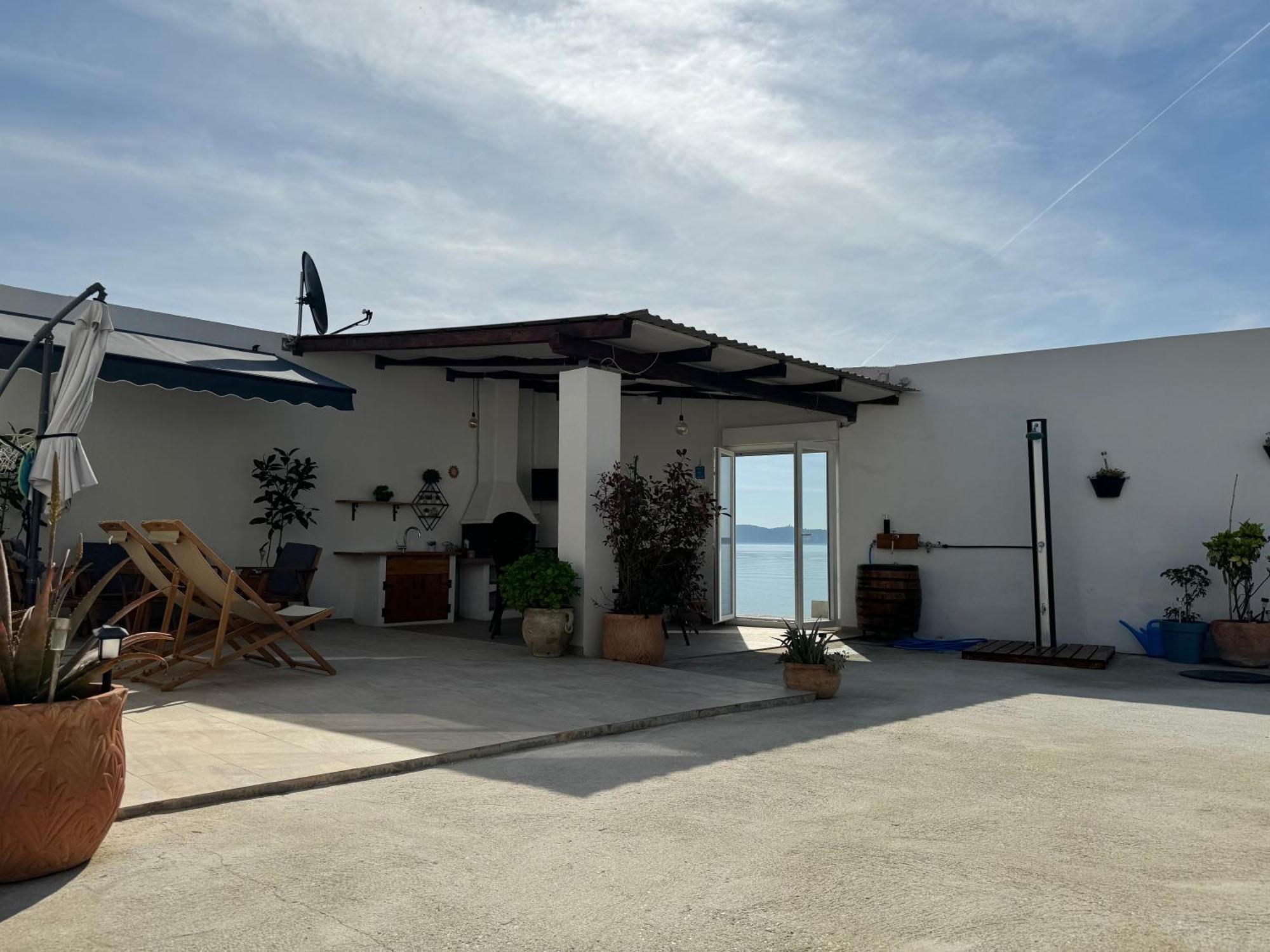Beach House Oasis Villa Livak Kaštela Buitenkant foto
