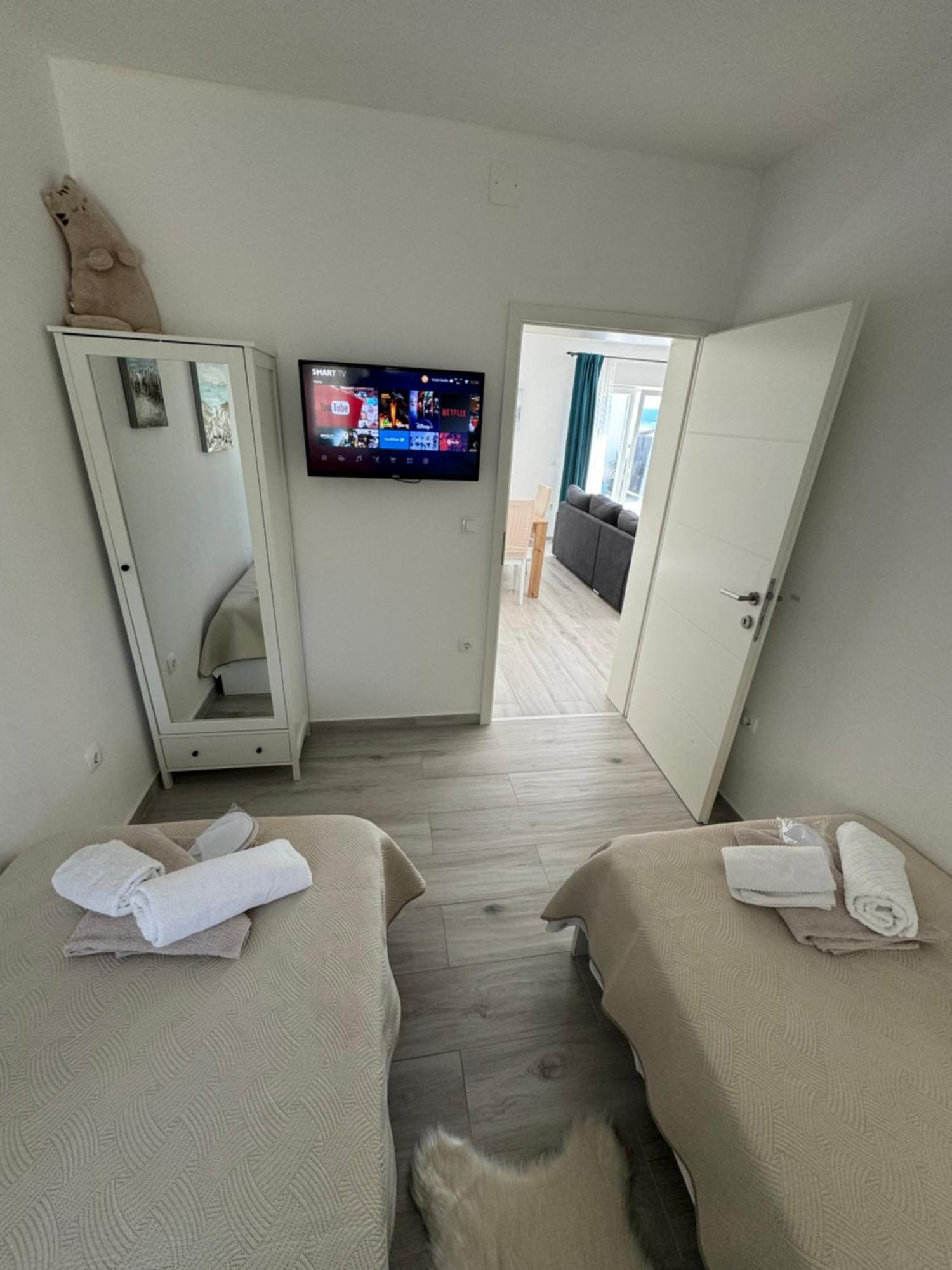 Beach House Oasis Villa Livak Kaštela Buitenkant foto