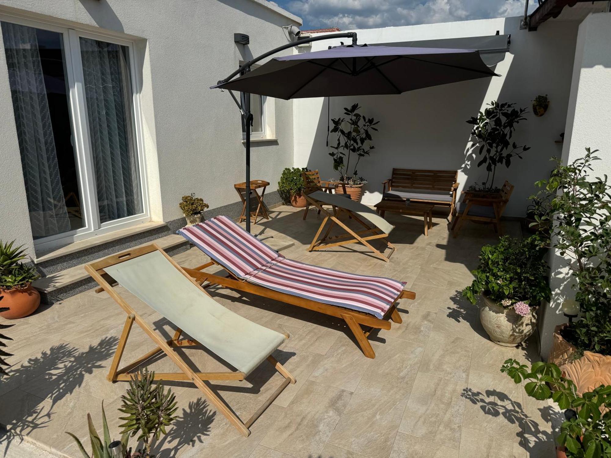 Beach House Oasis Villa Livak Kaštela Buitenkant foto