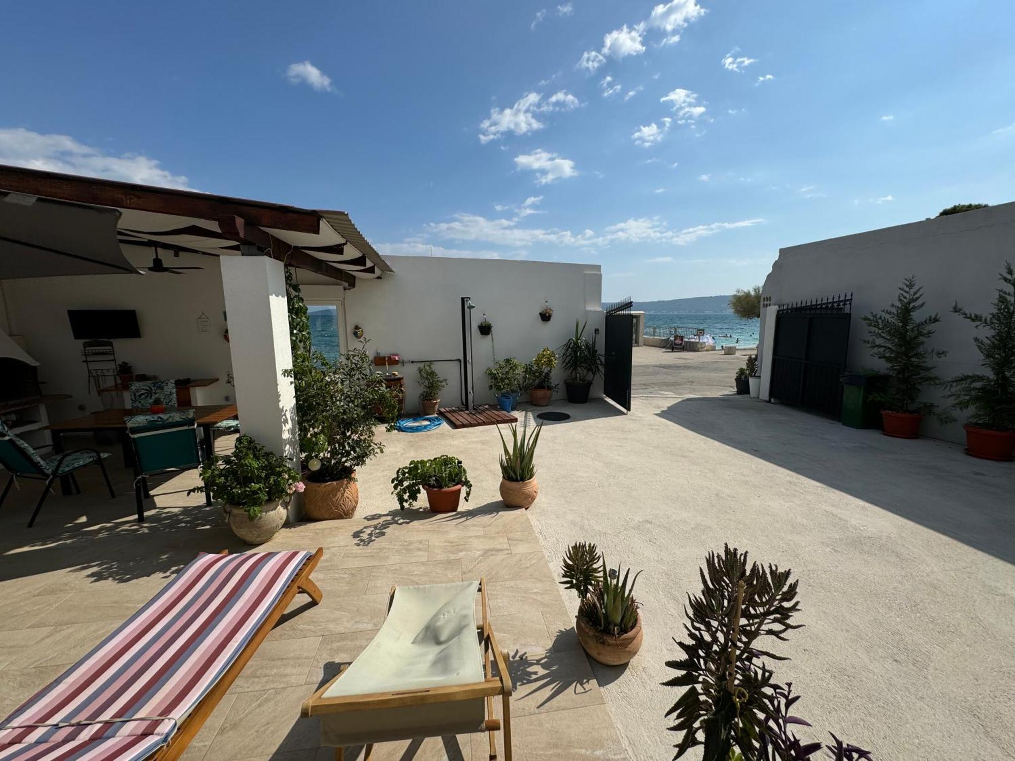 Beach House Oasis Villa Livak Kaštela Buitenkant foto